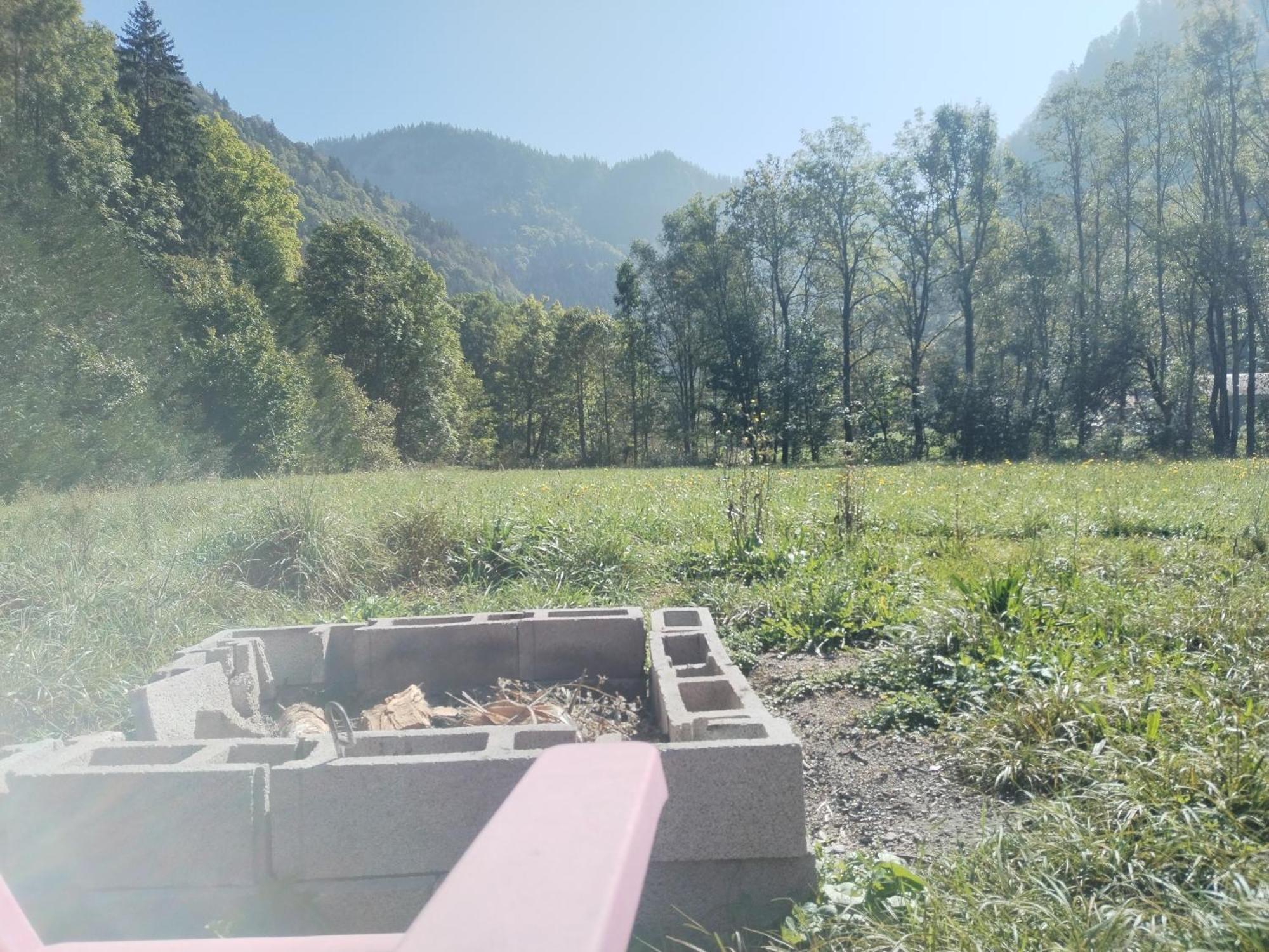 Chalet 8 Personnes + Grand Terrain Et Riviere Entremont Ngoại thất bức ảnh