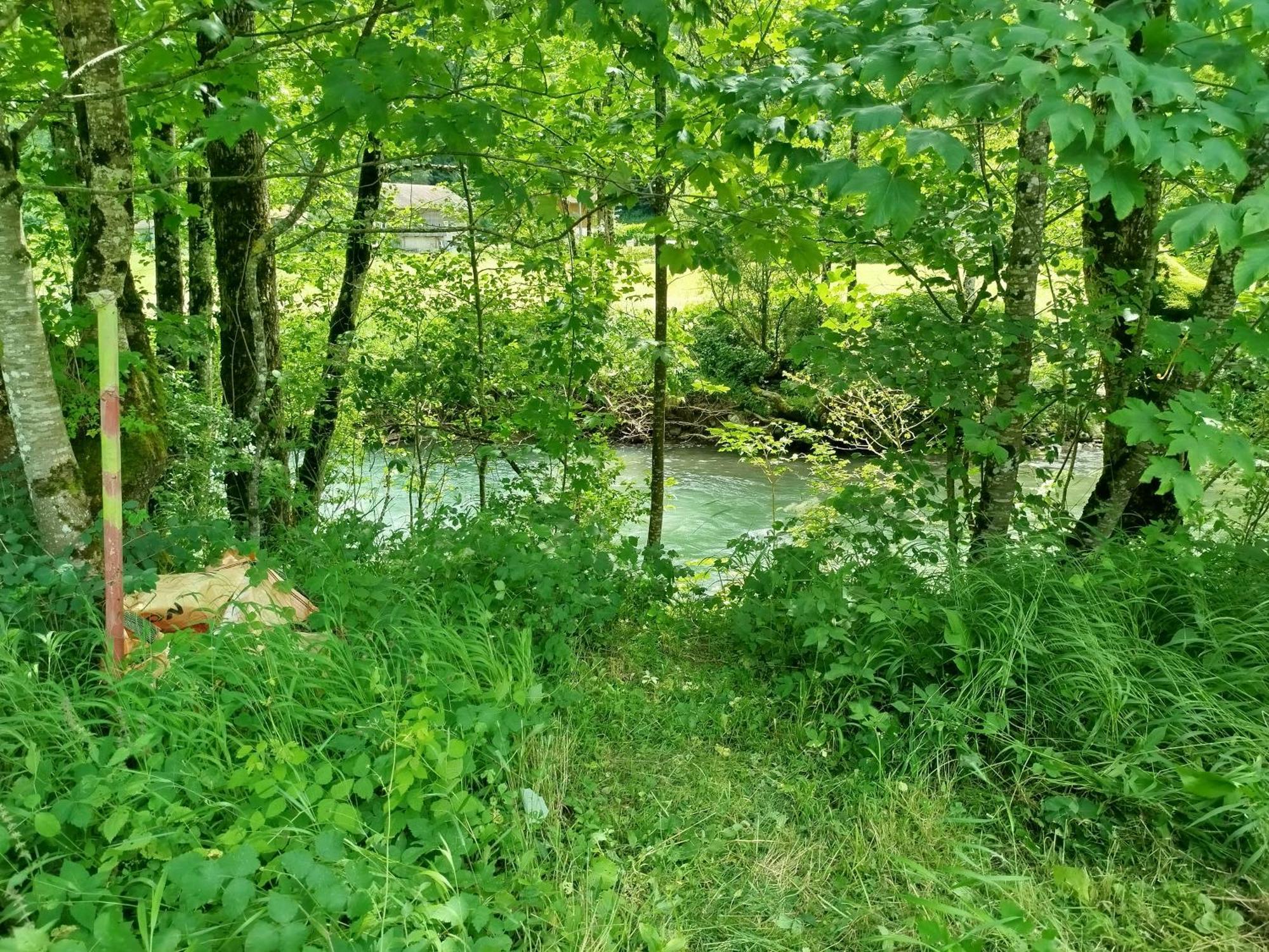 Chalet 8 Personnes + Grand Terrain Et Riviere Entremont Ngoại thất bức ảnh